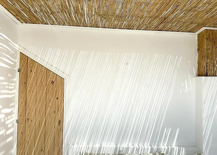 Aesis Semesterbostad Krokos